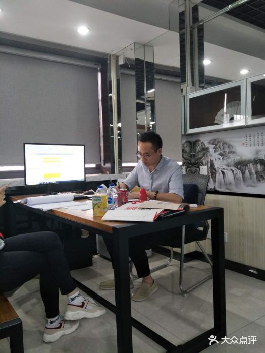若希888_客戶點評易路榮昕的真實裝修業(yè)主評價