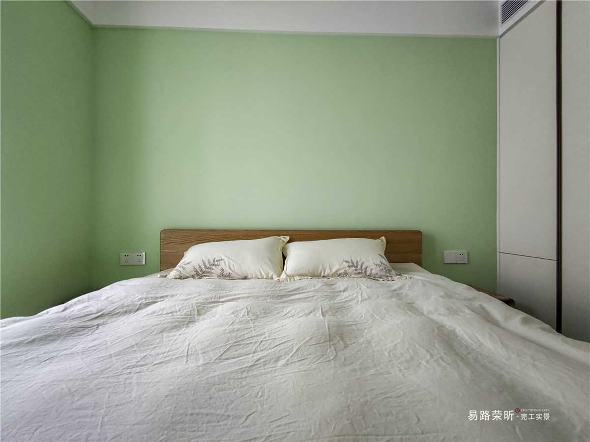 虹口区90平奶油风两房，温馨简洁大方,© 易路荣昕·上海·装修实景案例