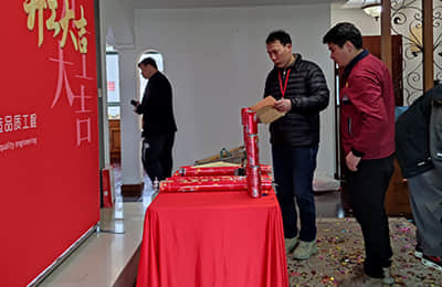 浦東區(qū)耀華路85弄***號《上南花城》_施工現(xiàn)場_上海裝修工地