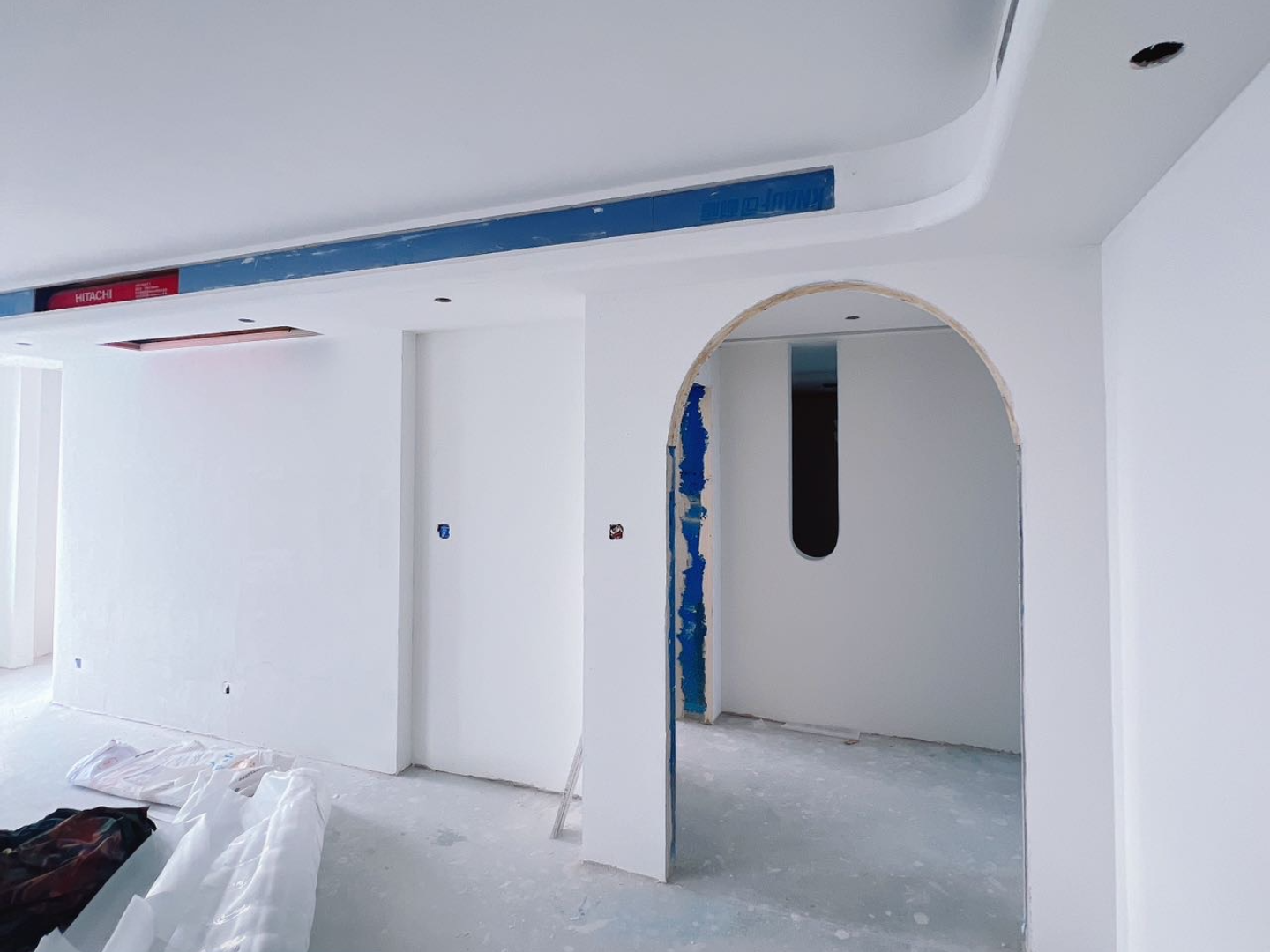 上海市浦东新区尚博路518弄**号**楼